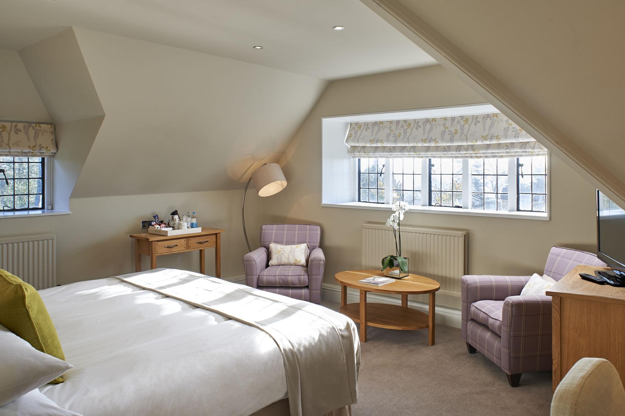 The Manor Elstree Hotel Bagian luar foto