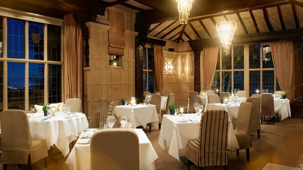 The Manor Elstree Hotel Bagian luar foto