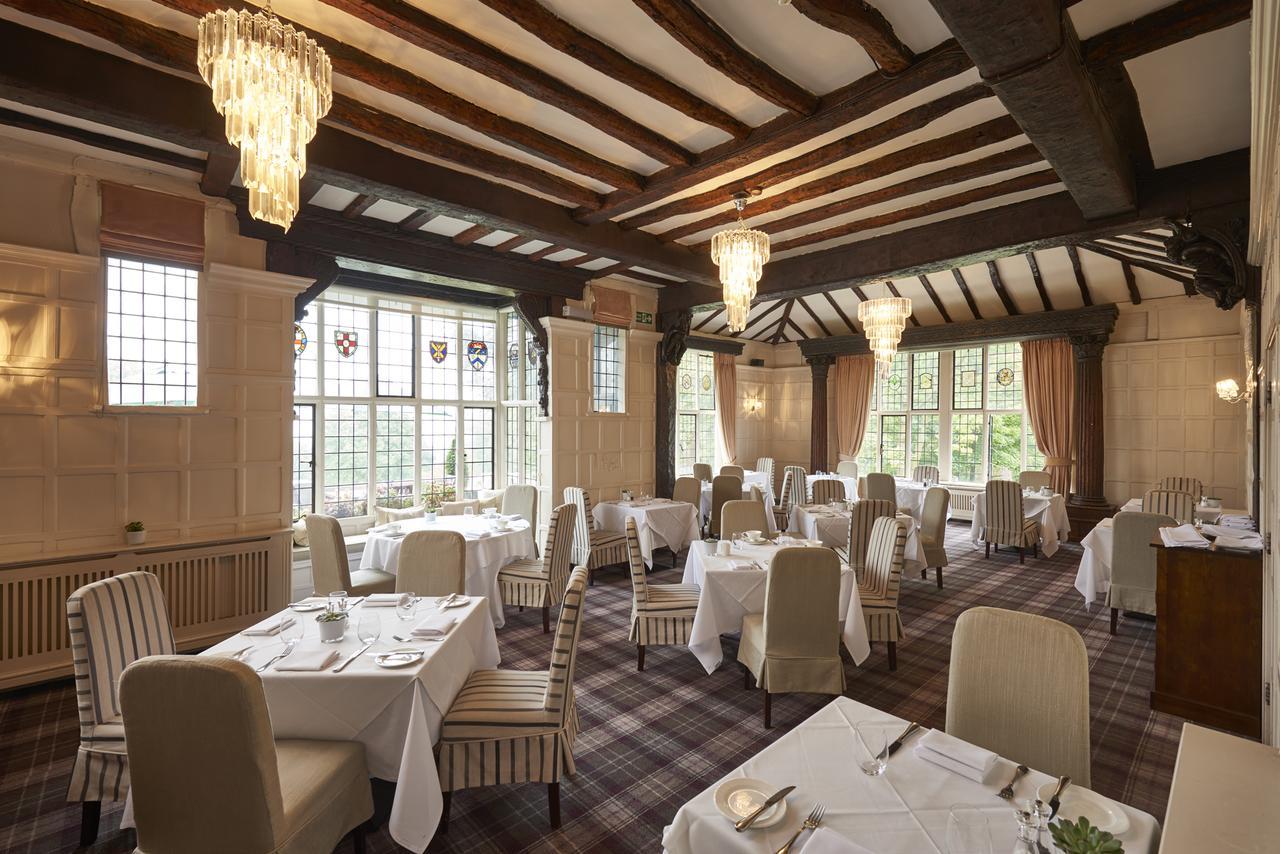 The Manor Elstree Hotel Bagian luar foto