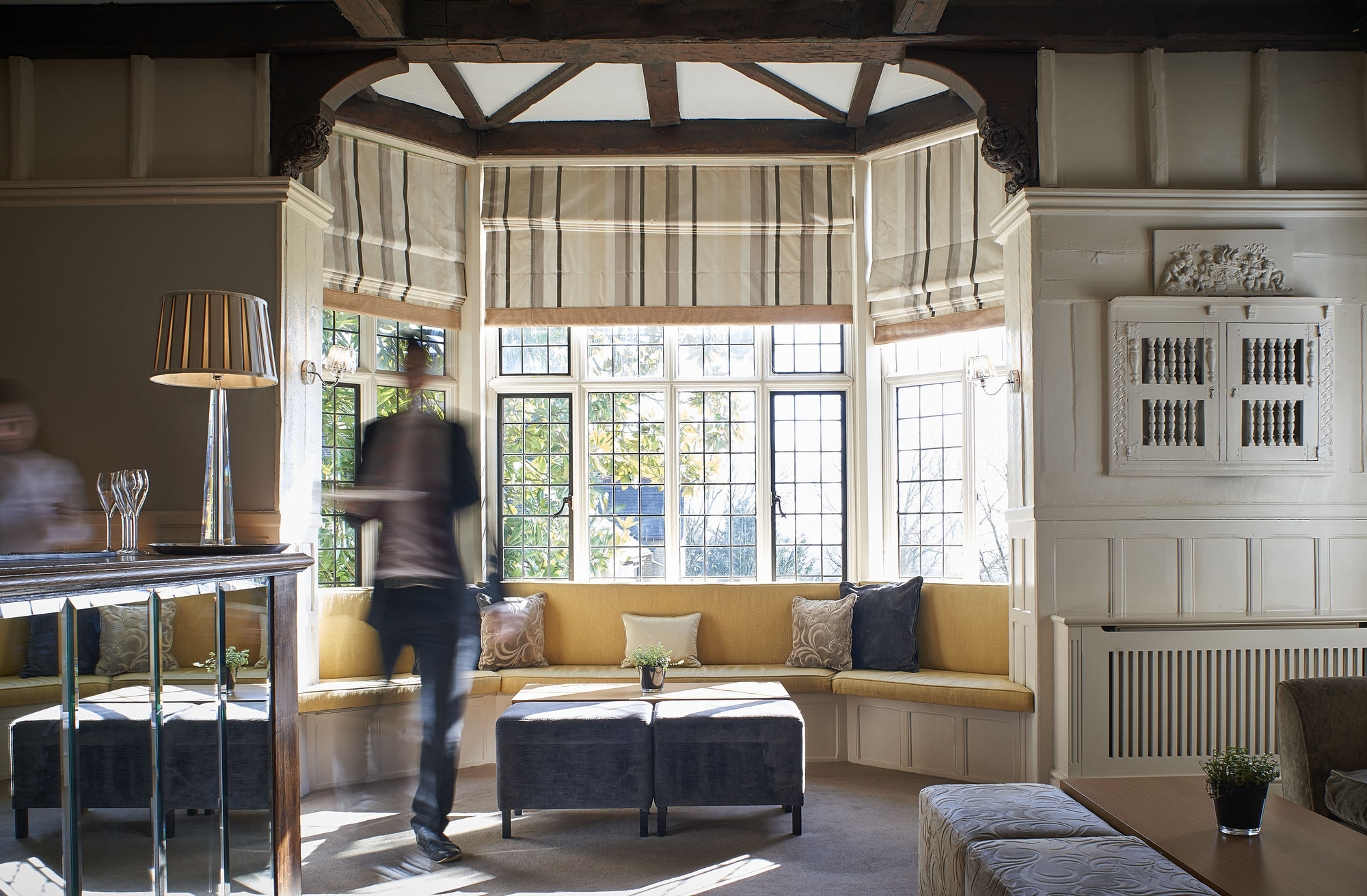 The Manor Elstree Hotel Bagian luar foto