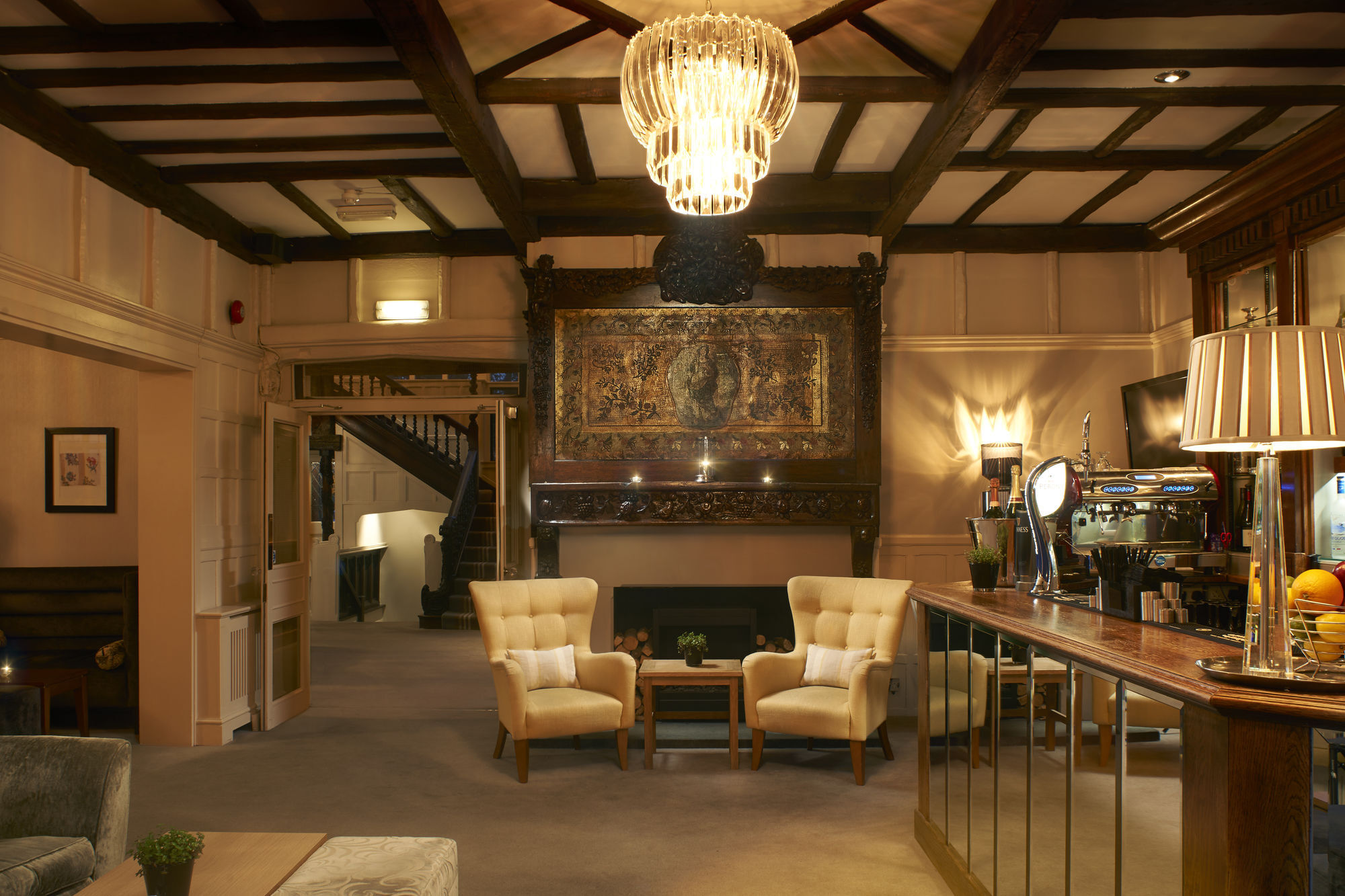 The Manor Elstree Hotel Bagian luar foto